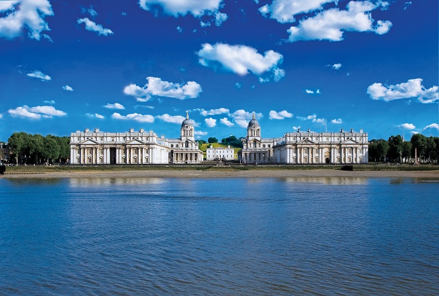 Greenwich - The Old Royal Naval College from Island Gardens 640px